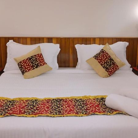 Hotel Chiminda 佩林 外观 照片